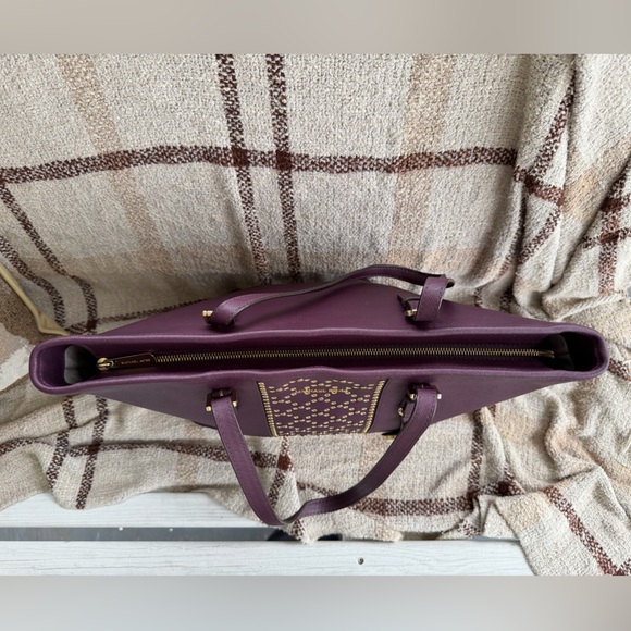 Jet Set Travel Grommeted Saffiano Leather Tote - Picture 4 of 9